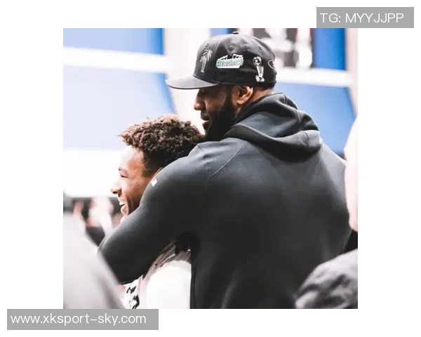 记者呼吁无论弗兰克未来如何都不应让即将离开的帕拉蒂奇参与决策