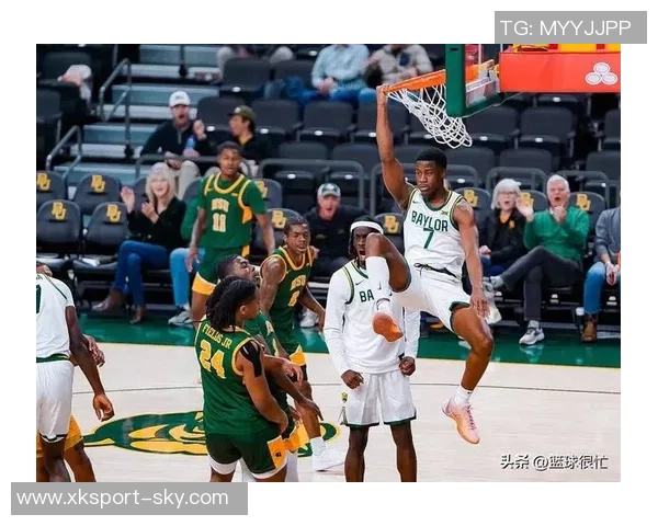 各节得分排行榜揭晓马克西末节表现惊艳三球领跑第一节