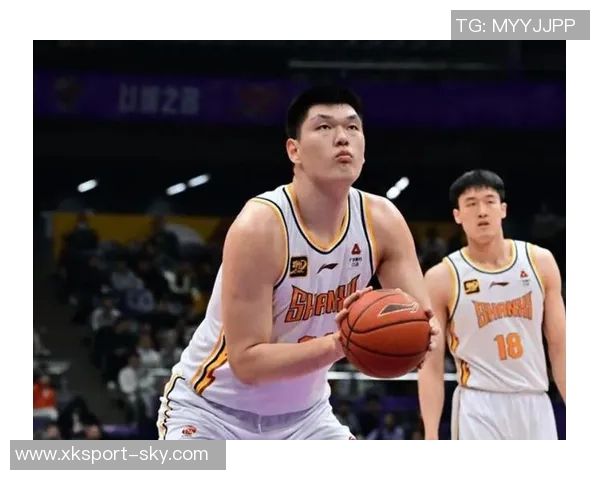 刘传兴补篮频频失手引发热议媒体人质疑其竞技状态与水平 刘传兴补篮频频失手引发热议媒体人质疑其竞技状态与水平